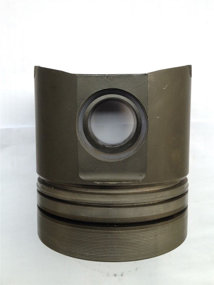 Deutz BFL413 Piston en graphite pour moteur diesel 04181778