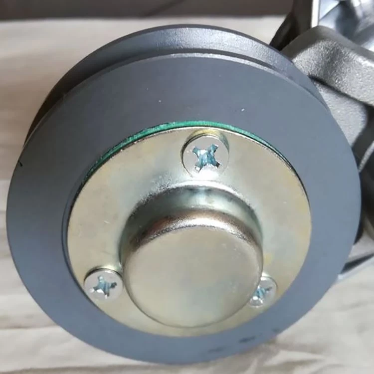 Deutz F4L912 tensioner pulley.jpg